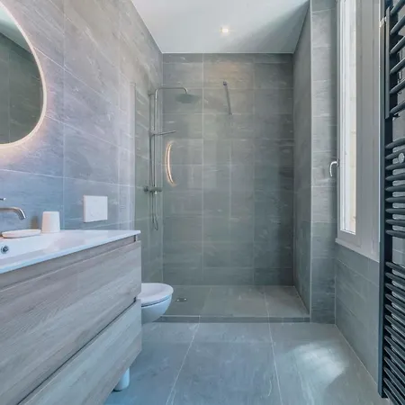 Bakara, Elegant T2 Au Coeur Des Halles De Apartmán *