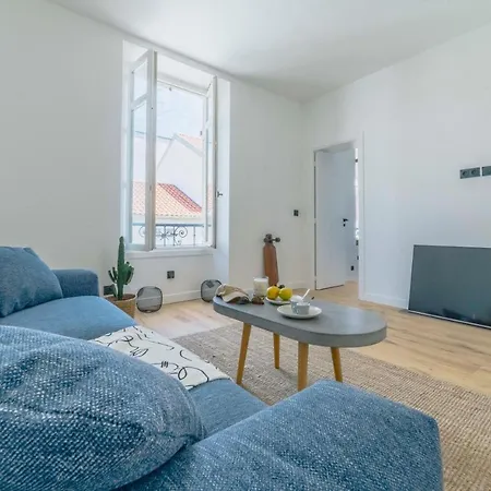 Bakara, Elegant T2 Au Coeur Des Halles De Apartmán